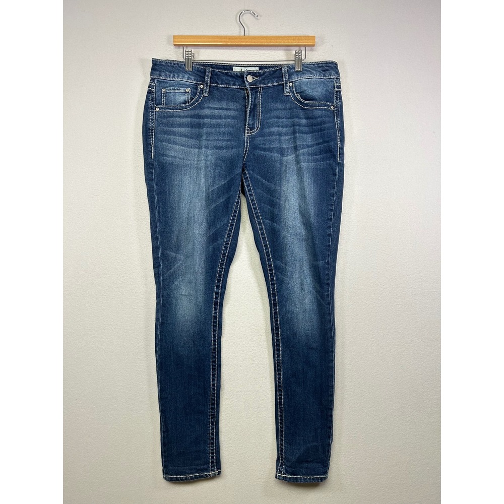 Boho Western‎ Daytrip Women 30L Virgo Skinny Distressed Contrast Stitch Jeans